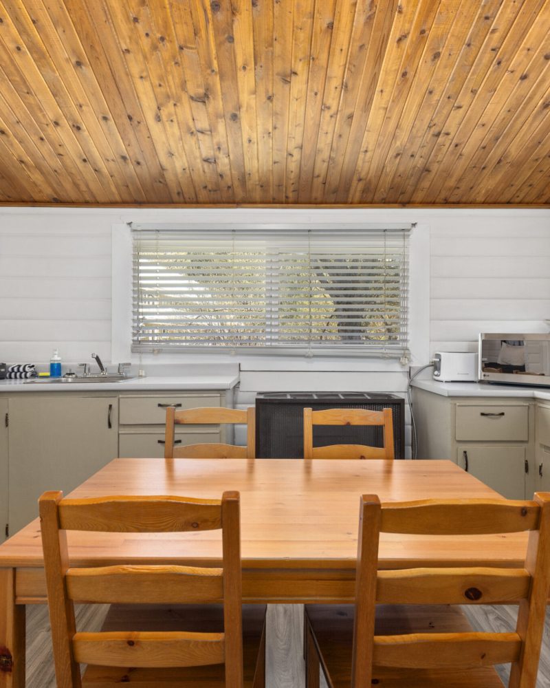 Cabin211-2